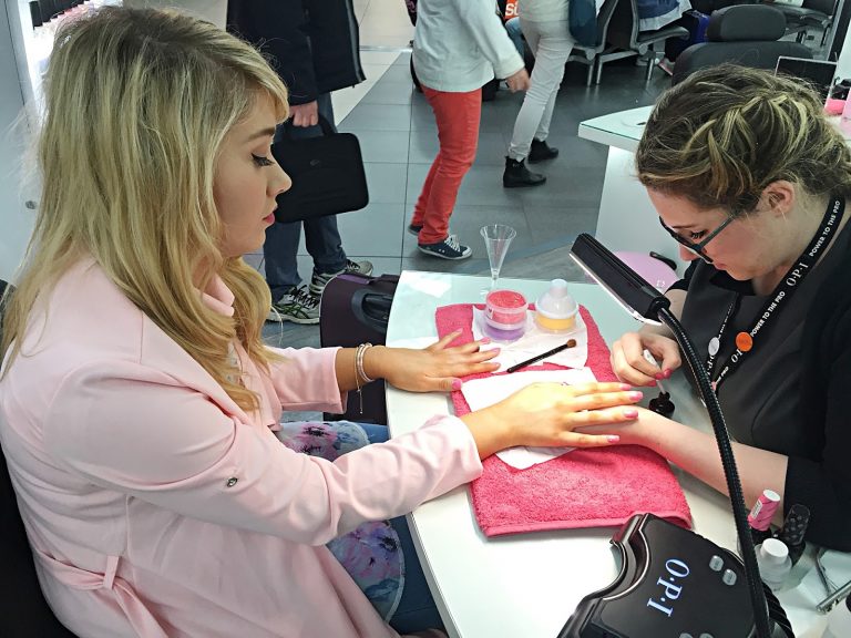 Having a pre-flight pamper with Cloud Spa