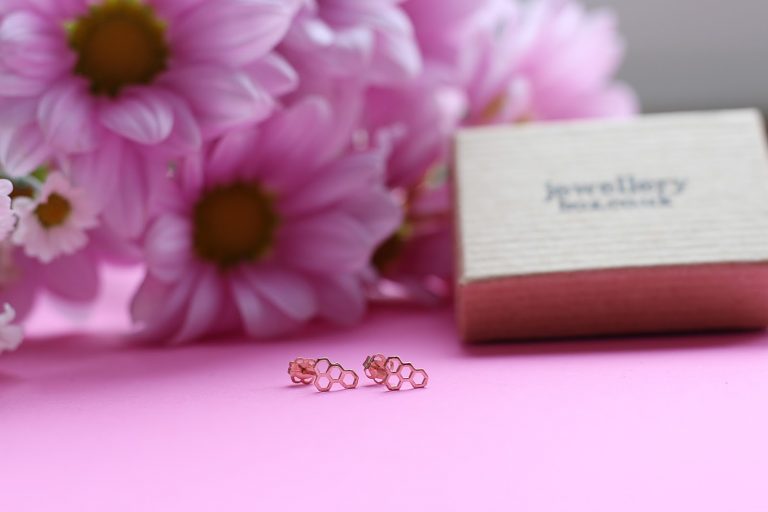 Put an (ear)ring on it!